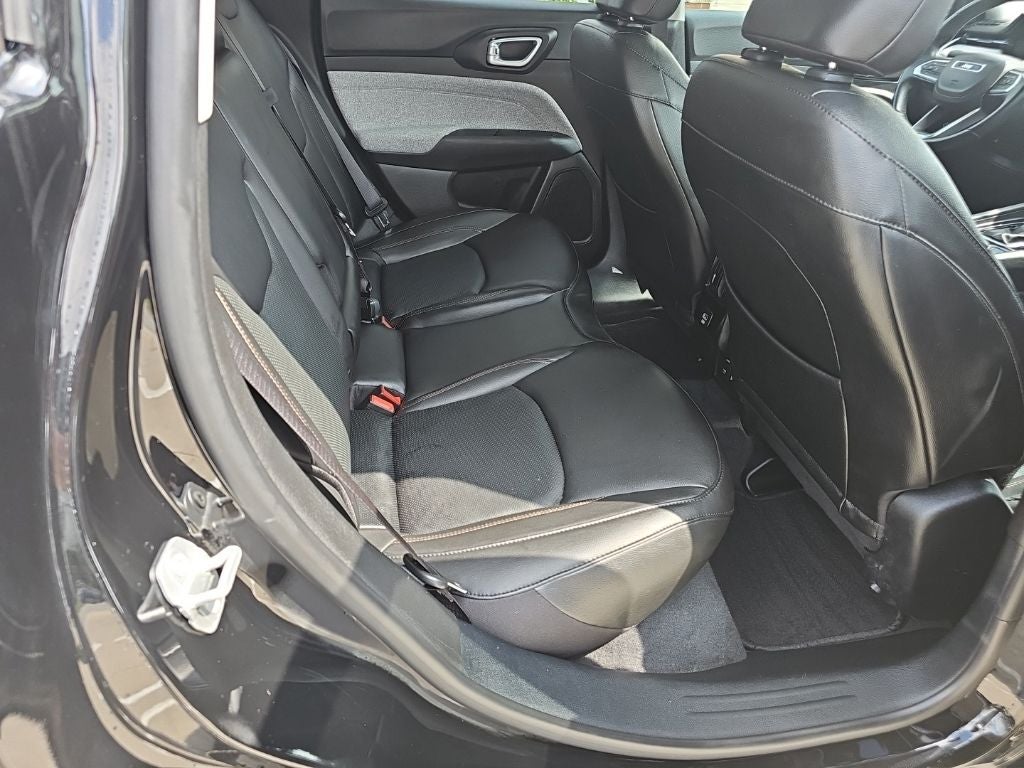 2022 Jeep Compass Latitude Lux 4x4