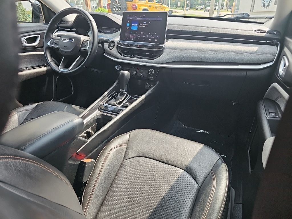 2022 Jeep Compass Latitude Lux 4x4