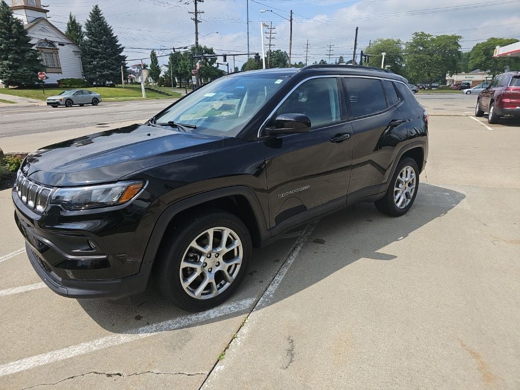 2022 Jeep Compass Latitude Lux 4x4