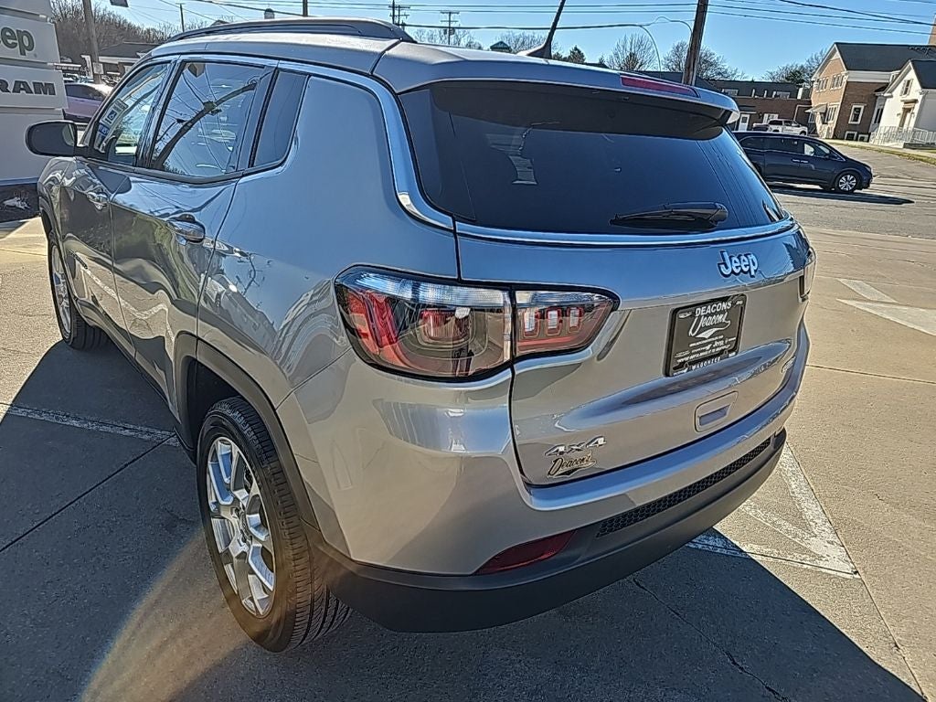 2022 Jeep Compass Latitude Lux