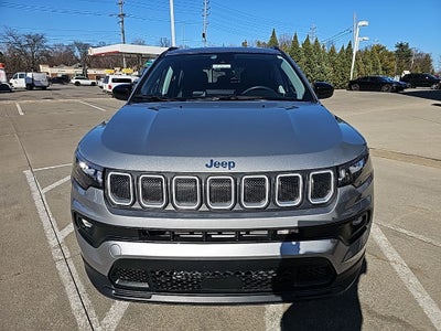 2022 Jeep Compass Latitude Lux
