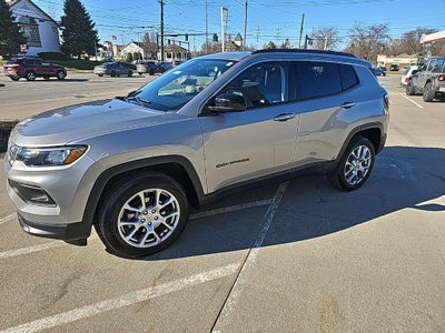 2022 Jeep Compass Latitude Lux