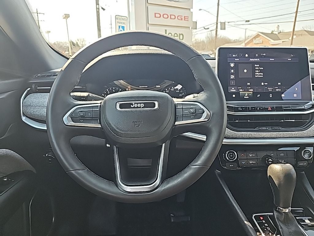 2023 Jeep Compass Latitude Lux FWD