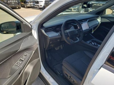 2026 Jeep Cherokee CHEROKEE LAREDO 4X4