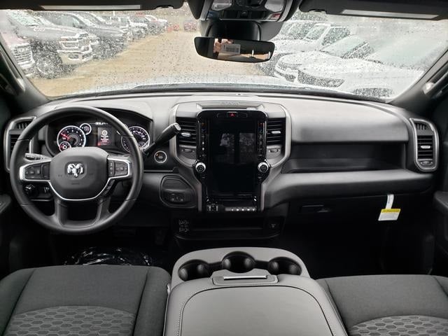 2026 RAM Ram 3500 RAM 3500 TRADESMAN CREW CAB 4X4 6'4' BOX