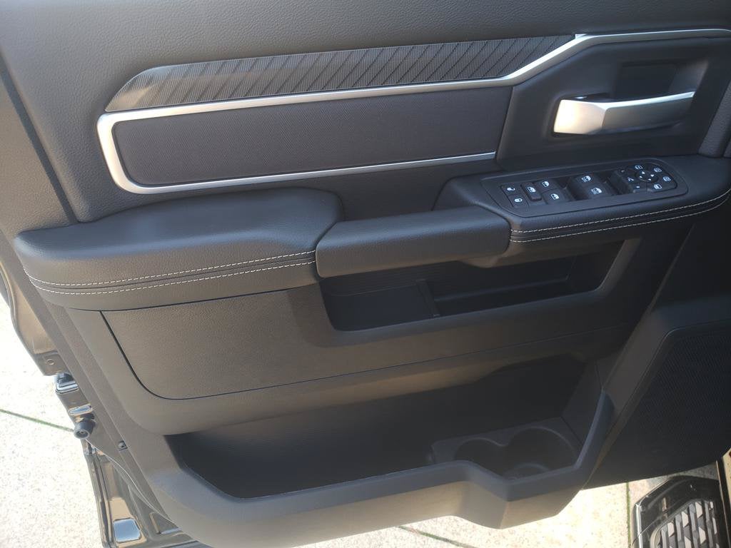 2027 RAM Ram 2500 RAM 2500 BIG HORN CREW CAB 4X4 6'4' BOX