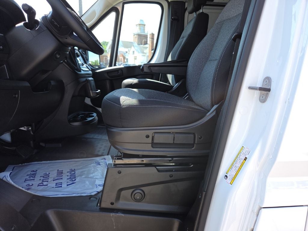 2025 RAM ProMaster 1500 Cargo Van Tradesman Low Roof 118' WB w/Pass Seat
