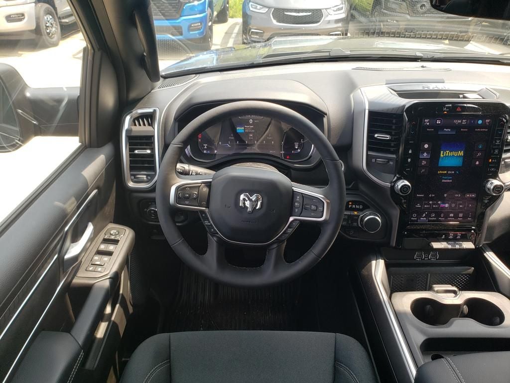 2026 RAM 1500 RAM 1500 BIG HORN CREW CAB 4X4 5'7' BOX