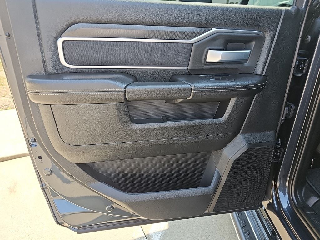 2025 RAM 2500 Big Horn Crew Cab 4x4 6'4' Box