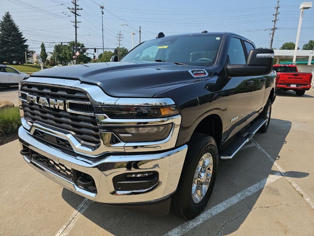 2025 RAM 2500 Big Horn Crew Cab 4x4 6'4' Box