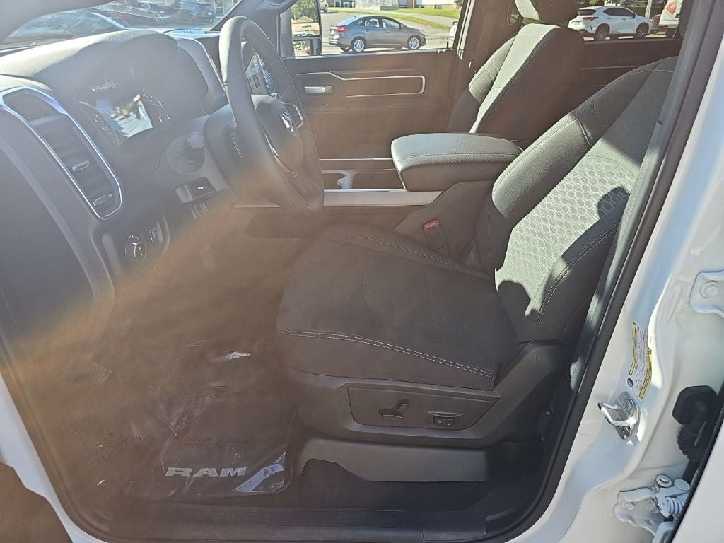 2025 RAM 2500 Big Horn Crew Cab 4x4 6'4' Box