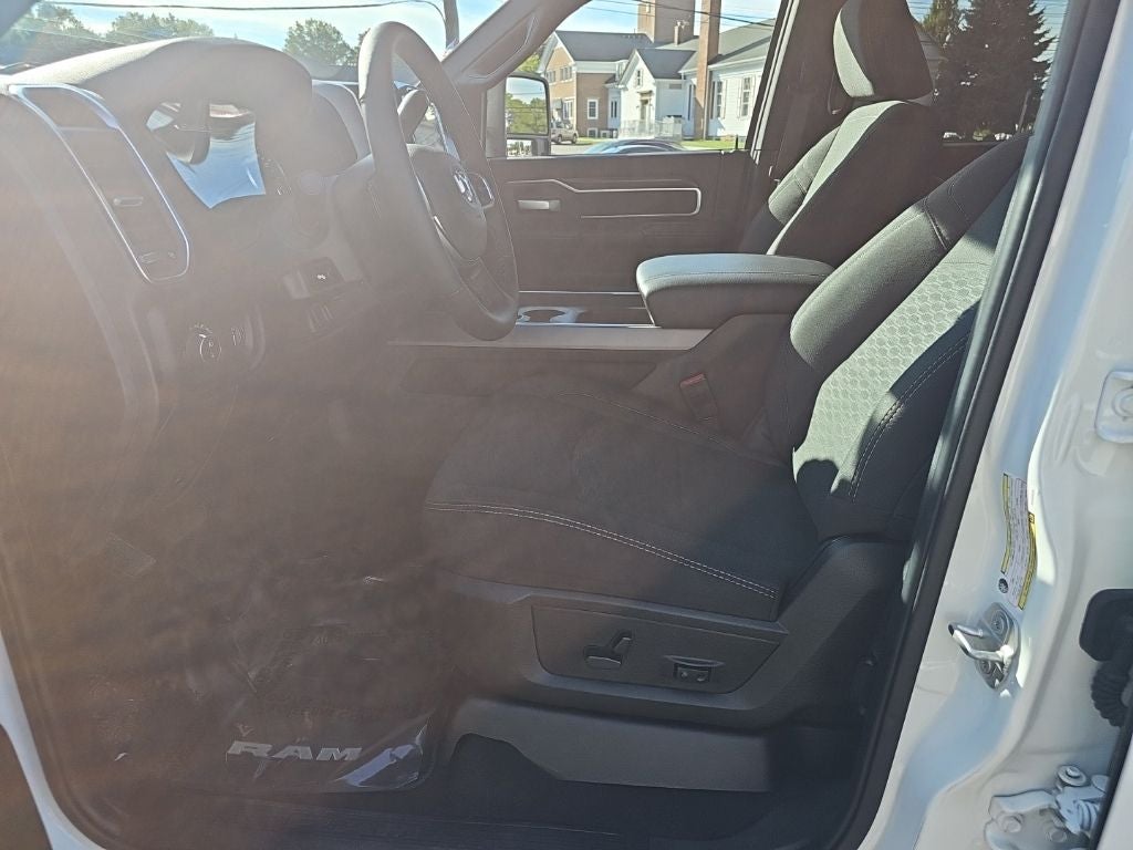 2025 RAM 2500 Big Horn Crew Cab 4x4 6'4' Box