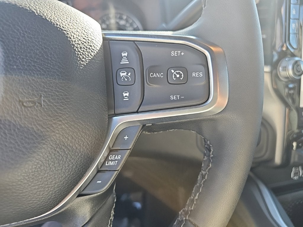 2025 RAM 2500 Big Horn Crew Cab 4x4 6'4' Box
