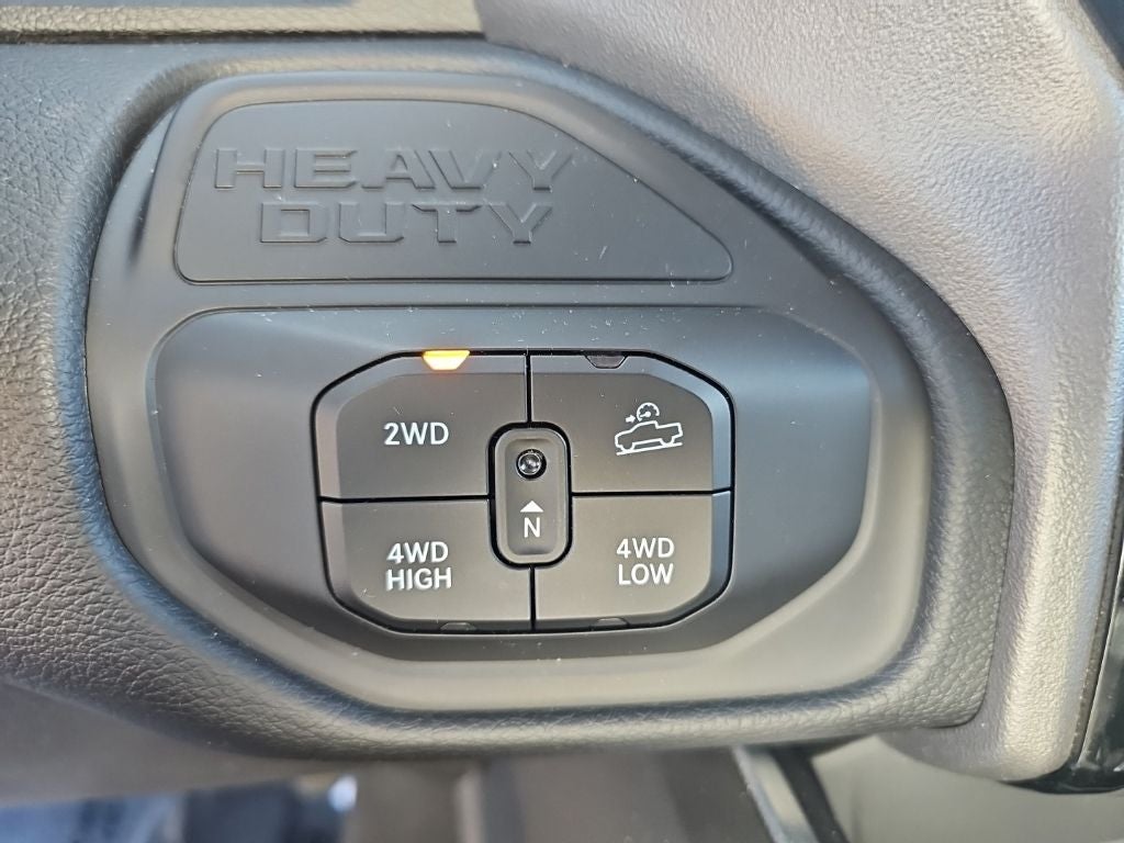 2025 RAM 2500 Big Horn Crew Cab 4x4 6'4' Box