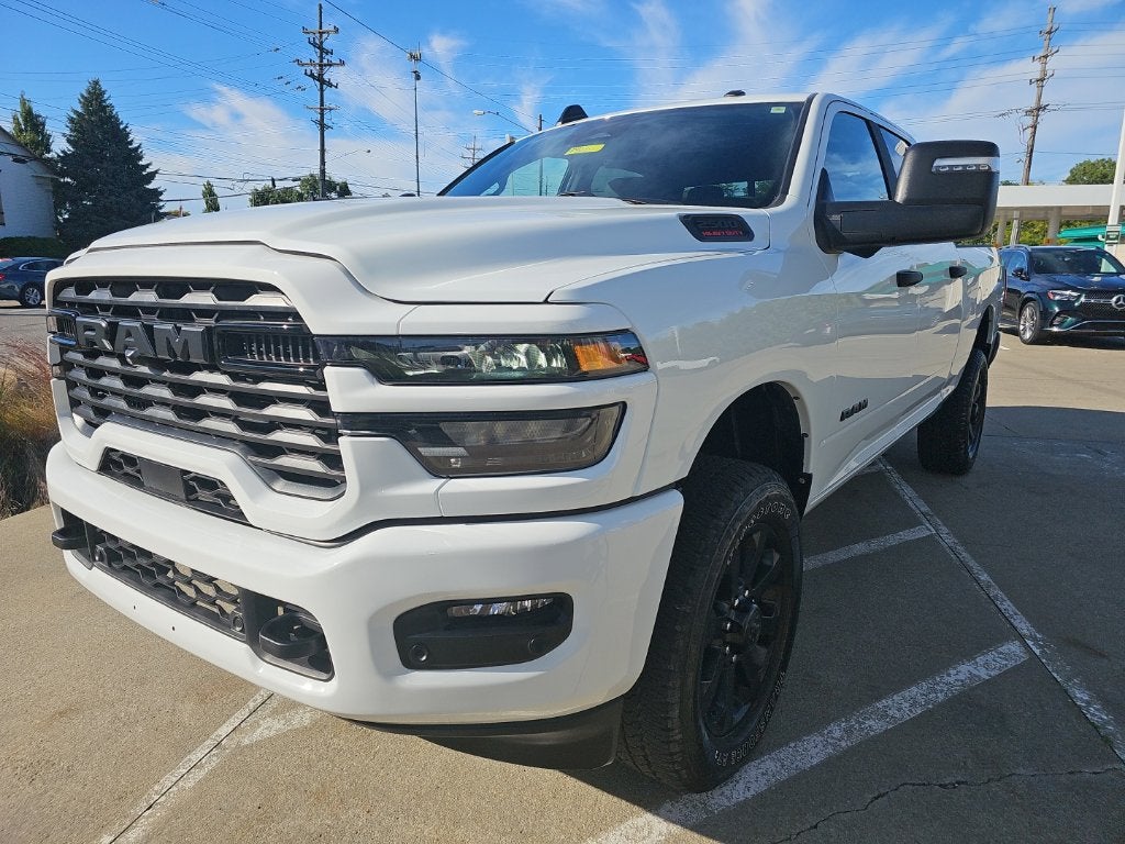 2025 RAM 2500 Big Horn Crew Cab 4x4 6'4' Box