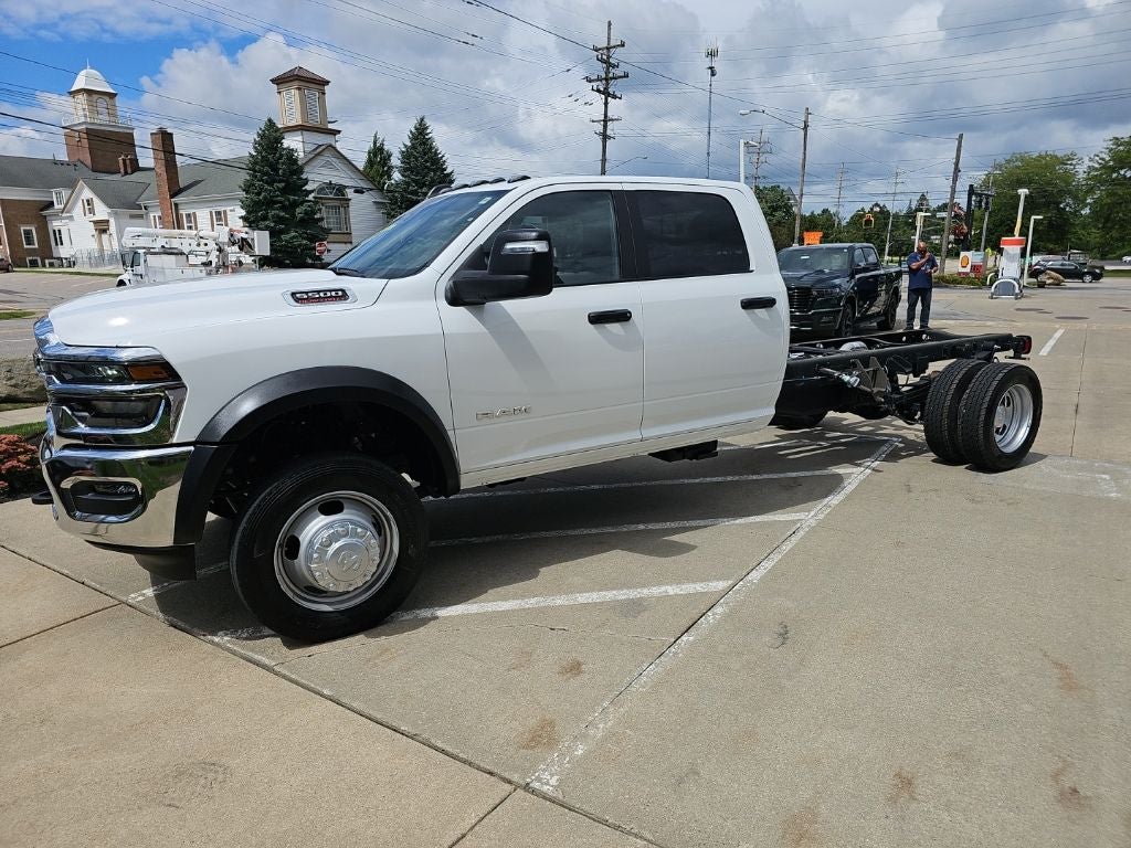 2025 RAM 5500 Chassis Tradesman/Big Horn