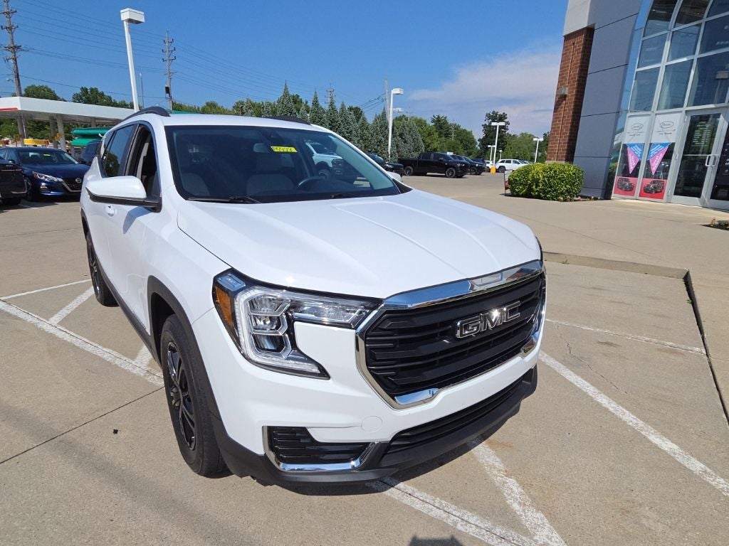 2022 GMC Terrain SLE