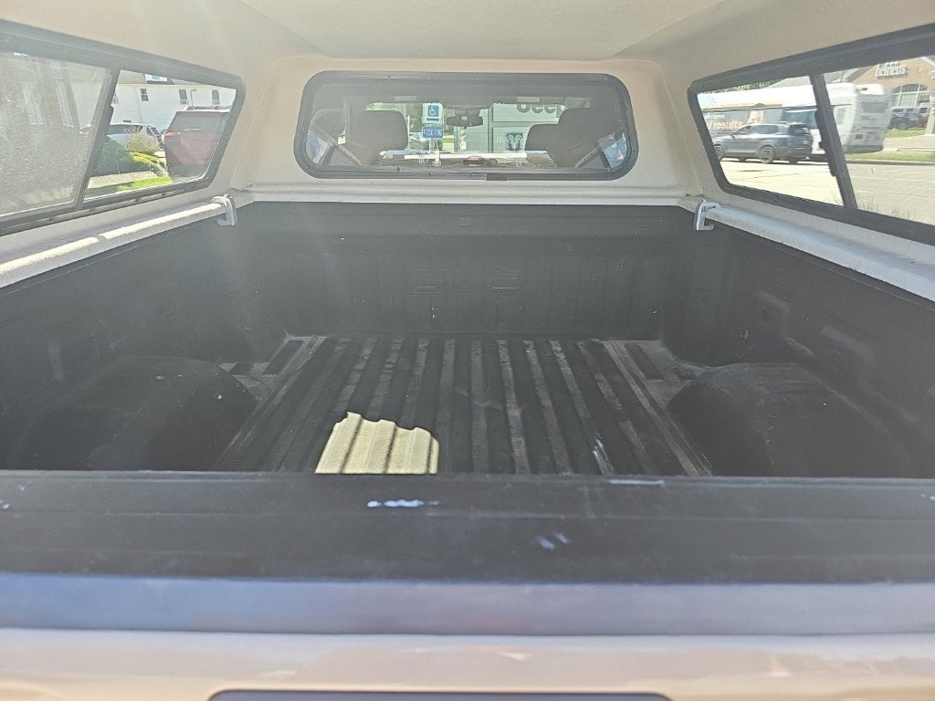 2022 GMC Sierra 1500 4WD Crew Cab Standard Box Elevation