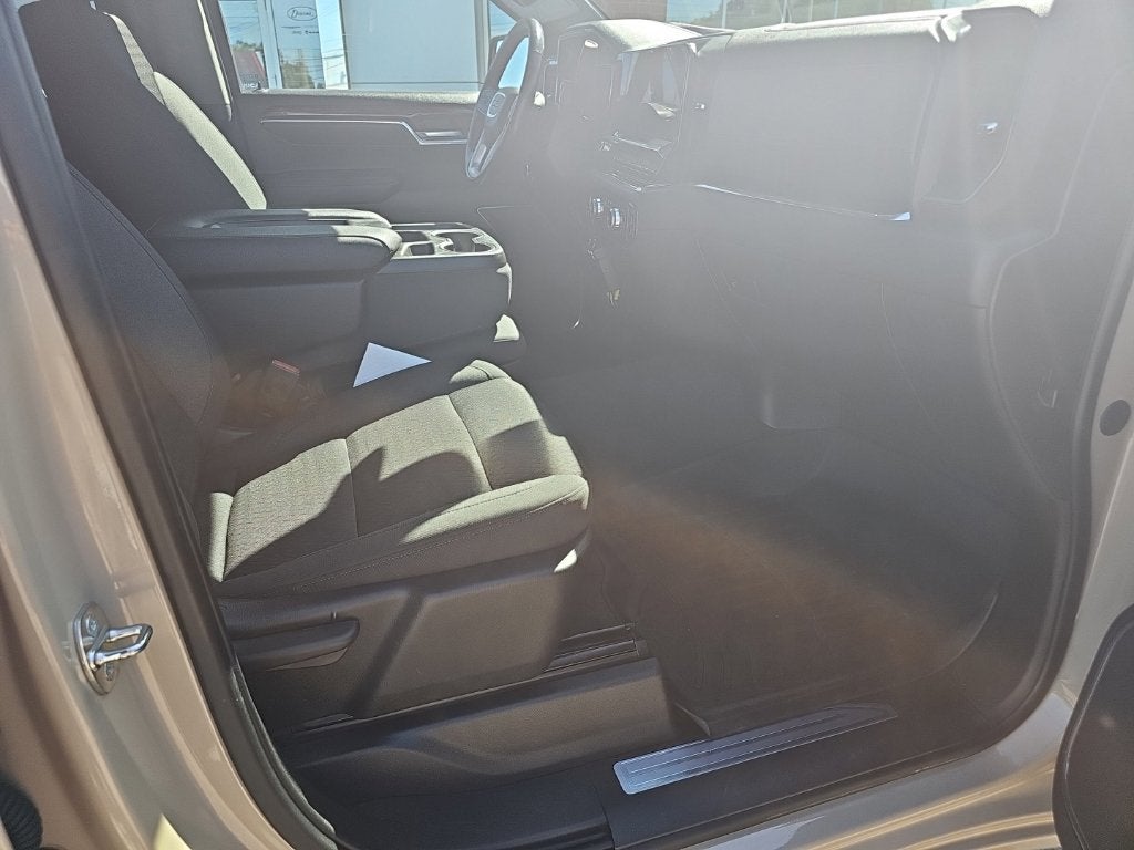 2022 GMC Sierra 1500 4WD Crew Cab Standard Box Elevation