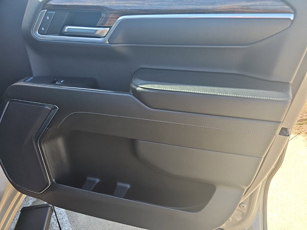 2022 GMC Sierra 1500 4WD Crew Cab Standard Box Elevation