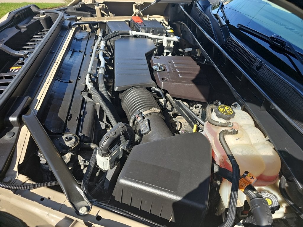 2022 GMC Sierra 1500 4WD Crew Cab Standard Box Elevation