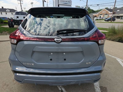 2024 Nissan Kicks SR Xtronic CVT