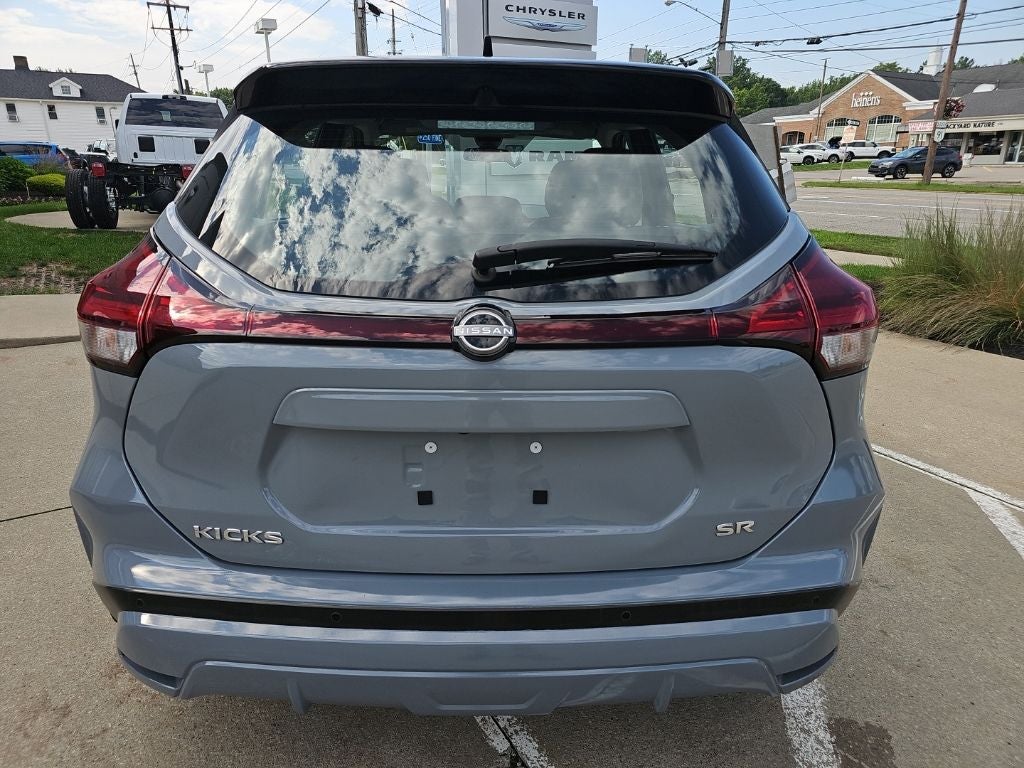 2024 Nissan Kicks SR Xtronic CVT