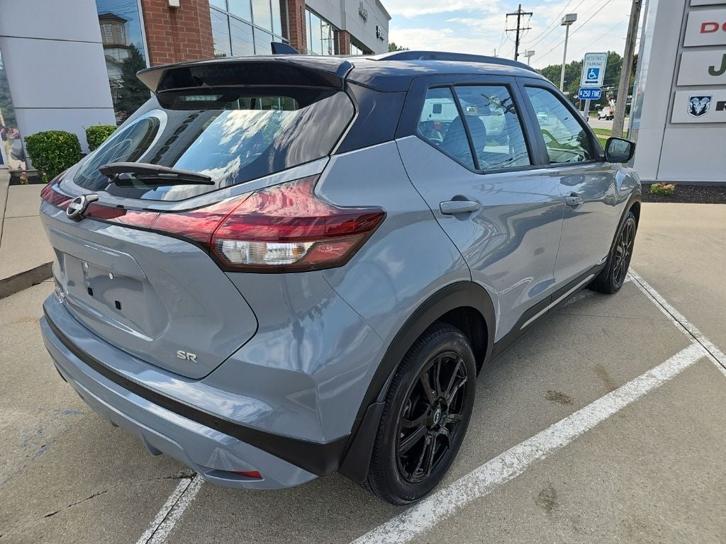 2024 Nissan Kicks SR Xtronic CVT