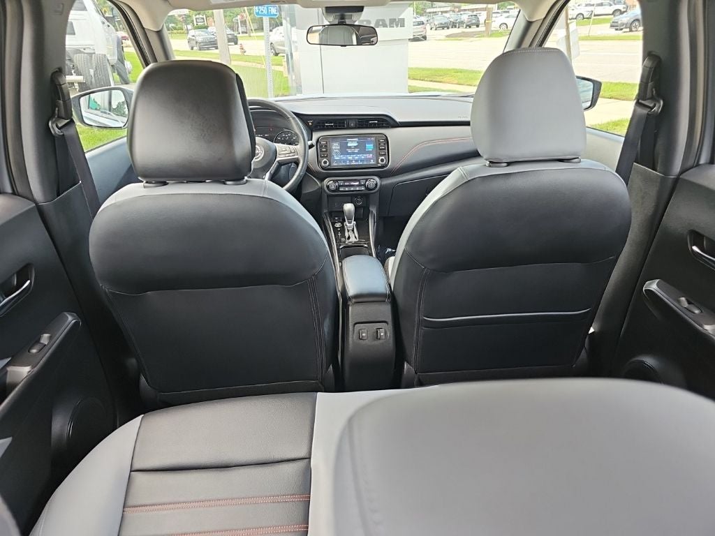 2024 Nissan Kicks SR Xtronic CVT