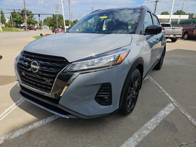 2024 Nissan Kicks SR Xtronic CVT