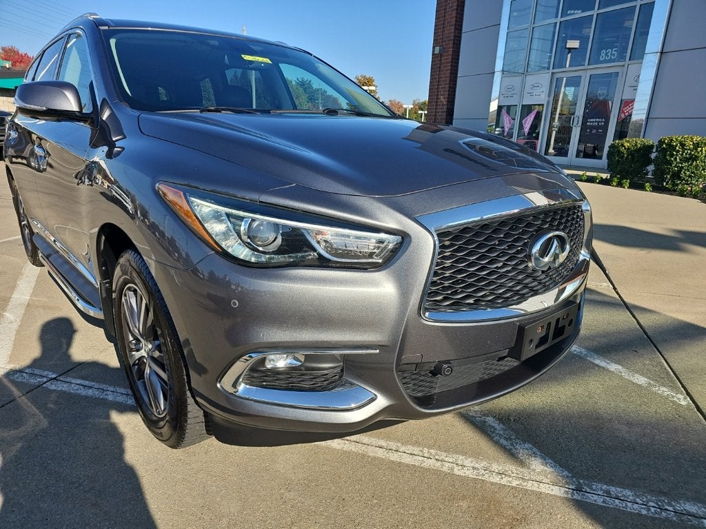 2017 INFINITI QX60 Base