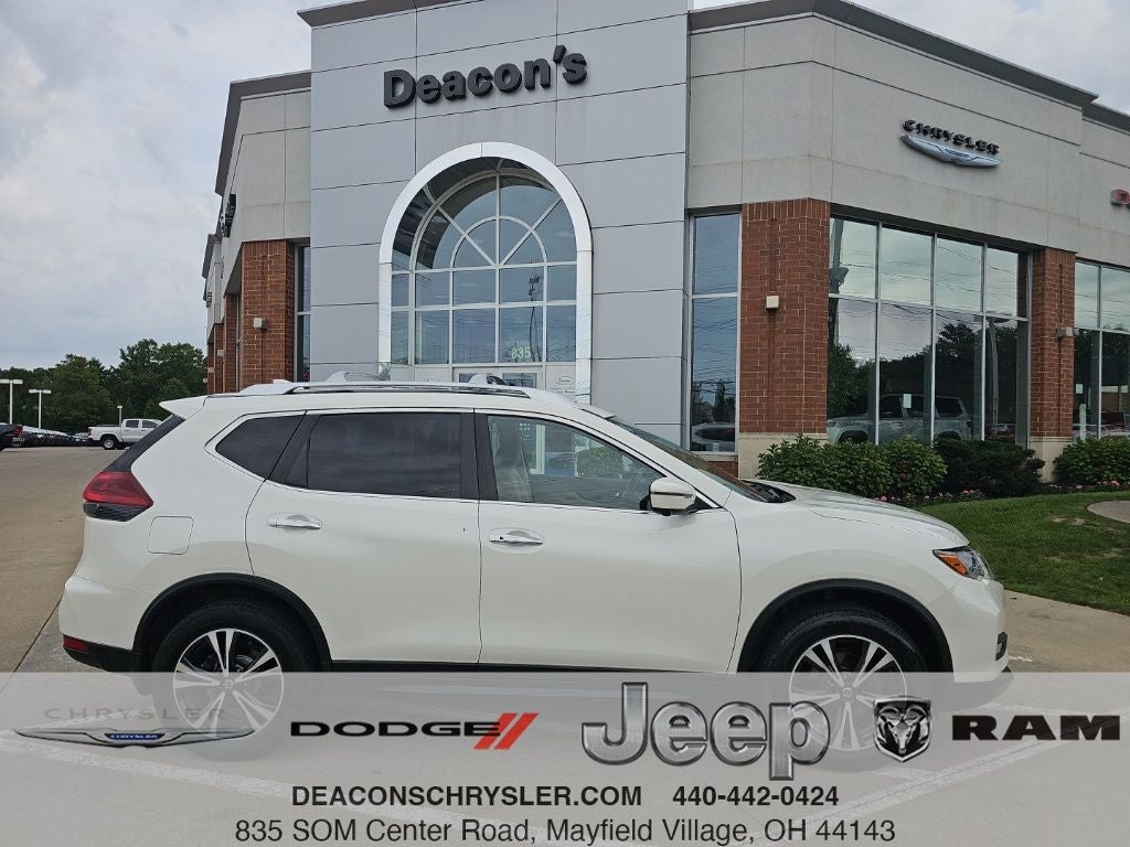 2020 Nissan Rogue SV