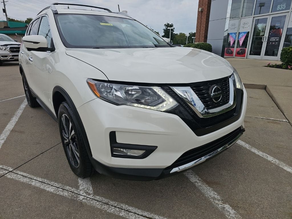 2020 Nissan Rogue SV