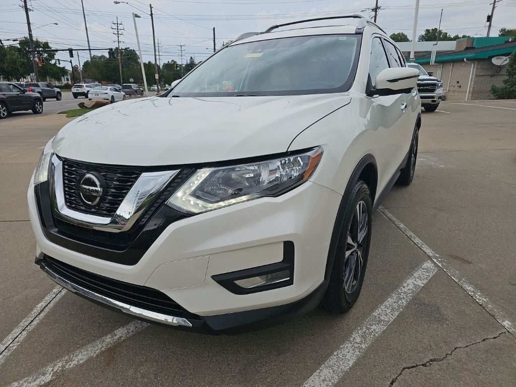 2020 Nissan Rogue SV