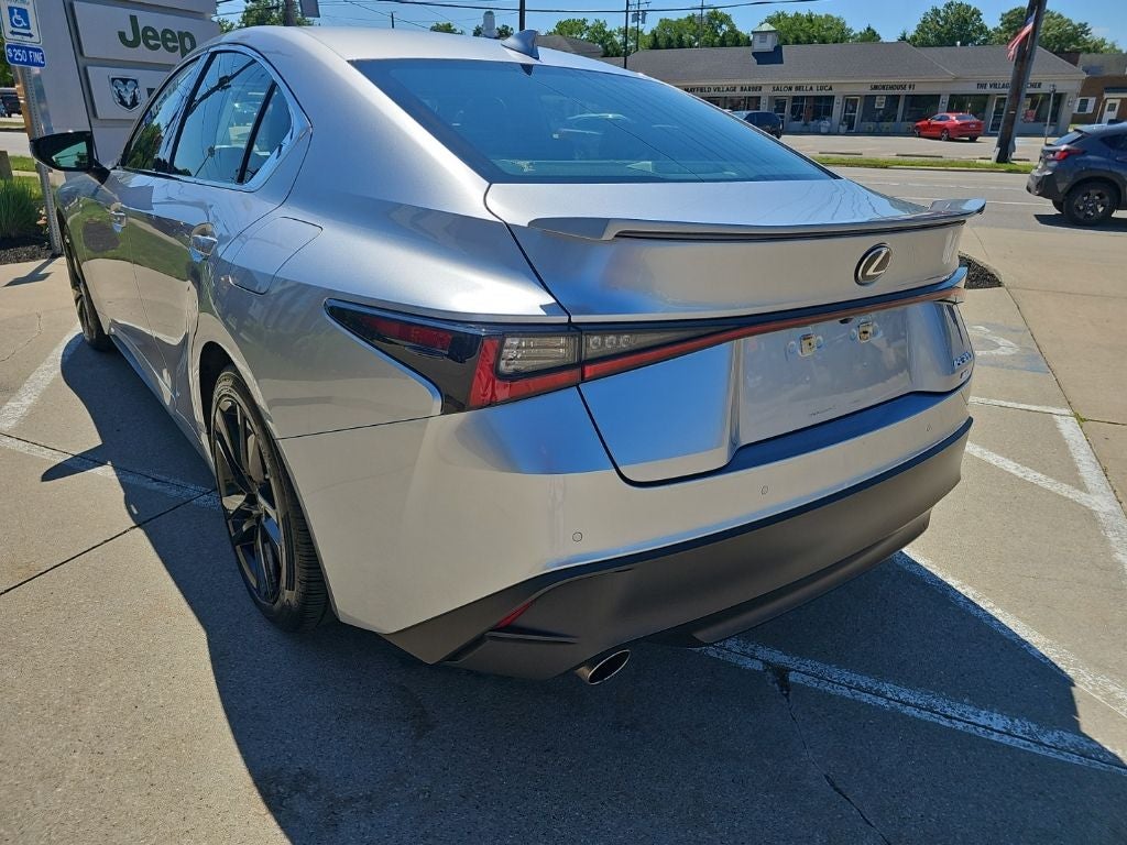 2021 Lexus IS 300 300
