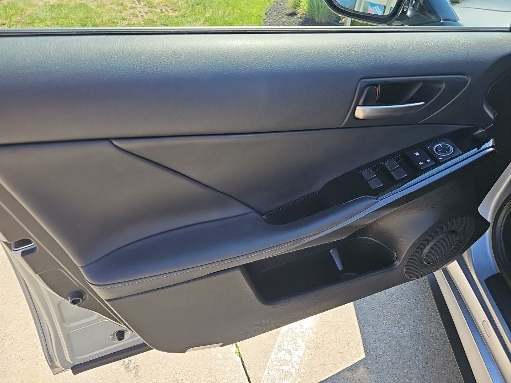 2021 Lexus IS 300 300