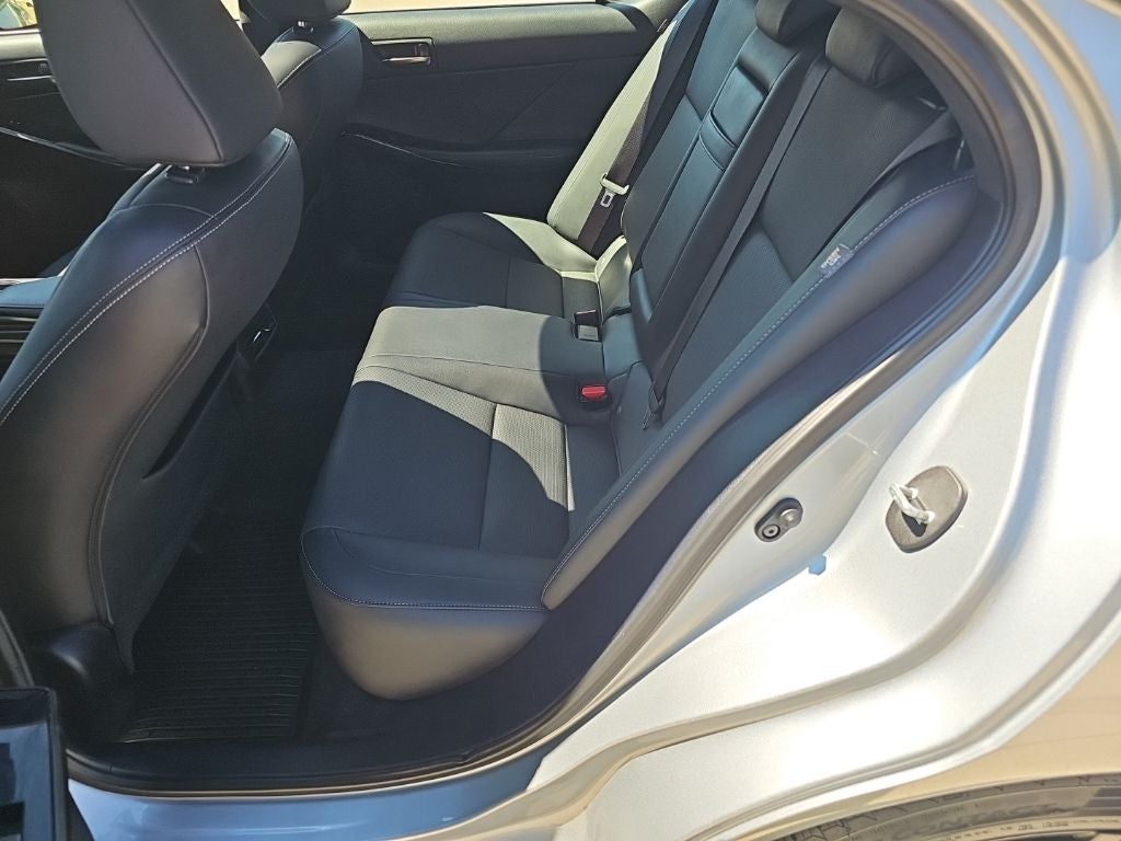2021 Lexus IS 300 300