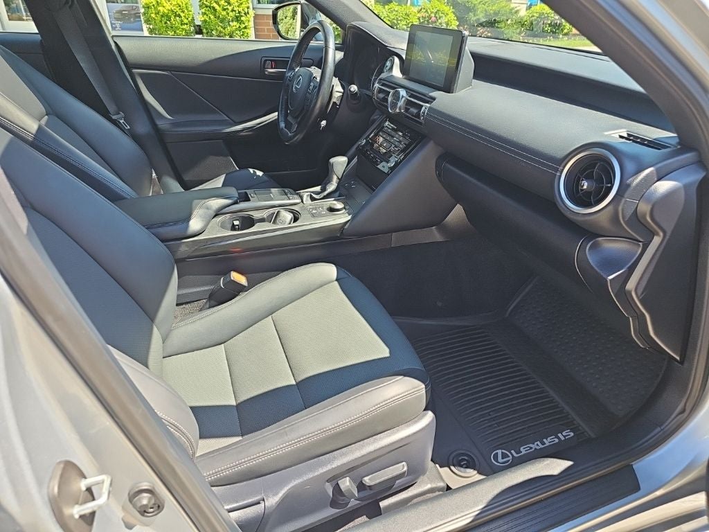 2021 Lexus IS 300 300