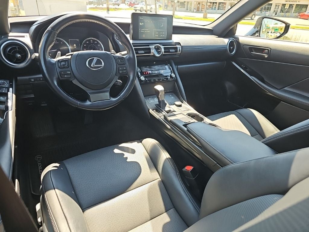 2021 Lexus IS 300 300