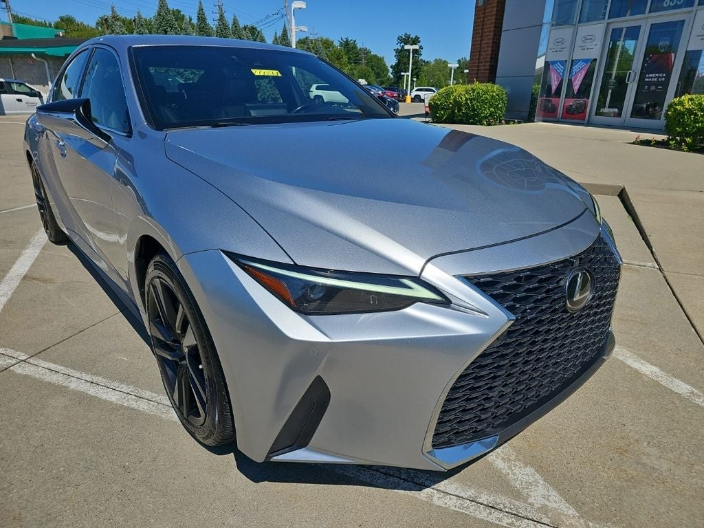 2021 Lexus IS 300 300