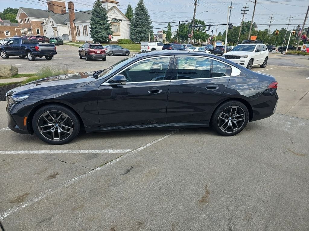 2026 BMW 5 Series 530i xDrive