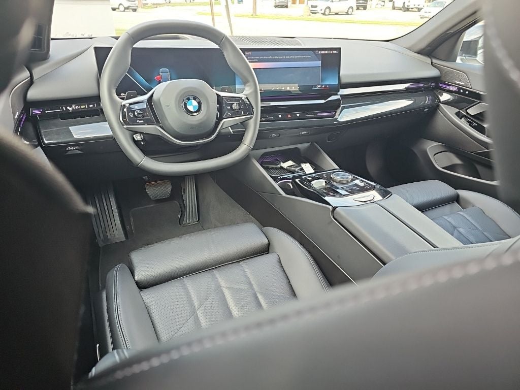 2026 BMW 5 Series 530i xDrive