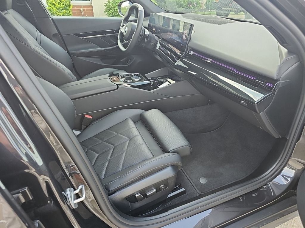 2026 BMW 5 Series 530i xDrive